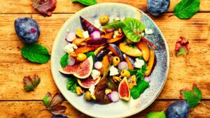 Salade de fruits et légumes de saison